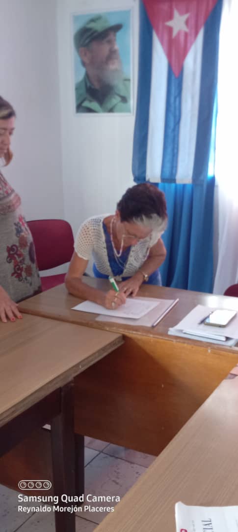 Ratificamos nuestro compromiso con nuestra Patria, con nuestra Revolución.  #MiFirmaPorLaPatria #GardisMtz