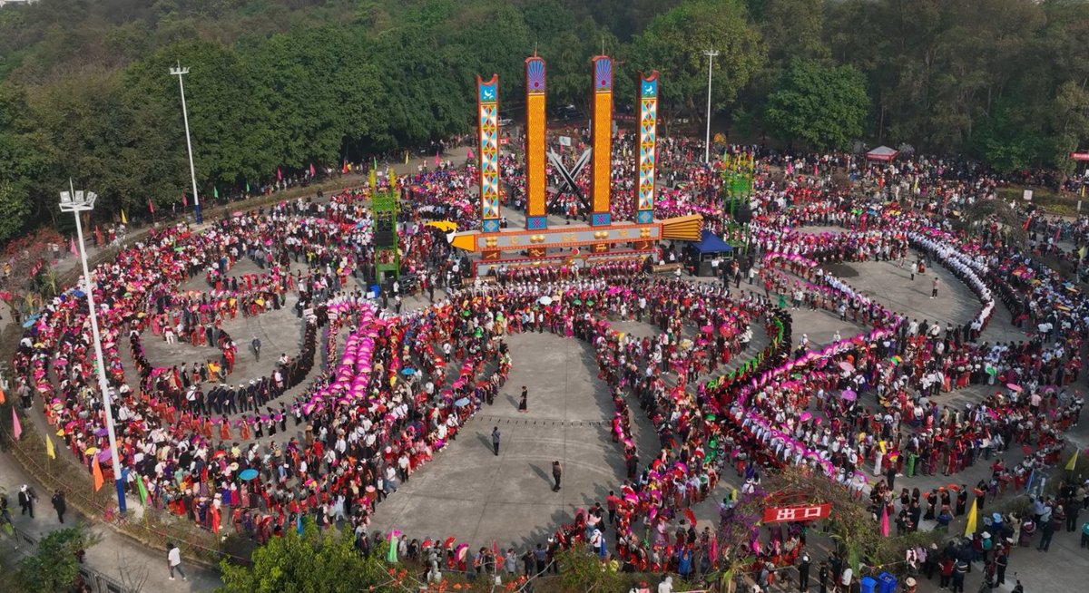 chinaorgcn's tweet image. The Jingpo #ethnic group: Primitive #tradition keeps dancing with evolving inheritance china.org.cn/2026-04/23/con…