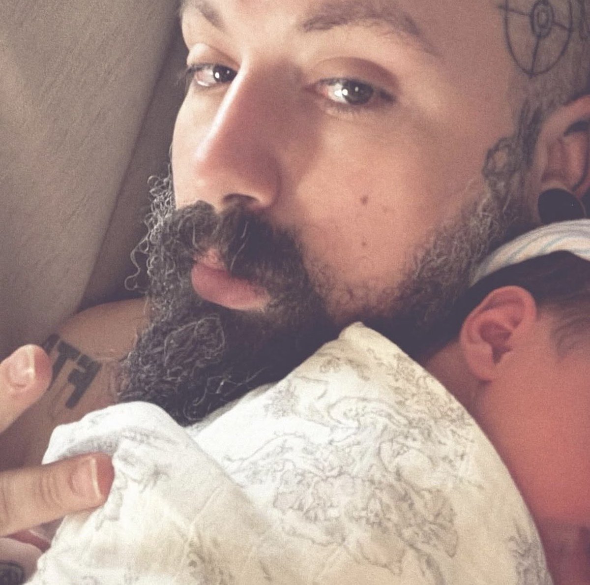 WETTOinthatTRX's tweet photo. baby pine is here 🥹 https://t.co/vckCNBvit0
