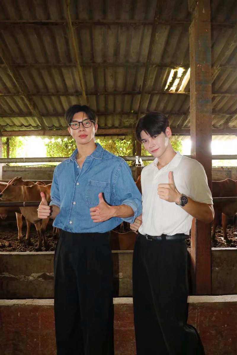 Long_Arm78's tweet image. สวัสดีวันพฤหัสบดี ขอให้ดีต่อใจ จะงานเล็ก งานให้ ขอให้สำเร็จได้ด้วยดี😊😊𝕄𝕠𝕣𝕟𝕚𝕟𝕘 𝕋𝕙𝕦𝕣𝕤𝕕𝕒𝕪 🍑🍊

#longlee #Armchaiyapat 
#Longarm #หล่งอาร์ม