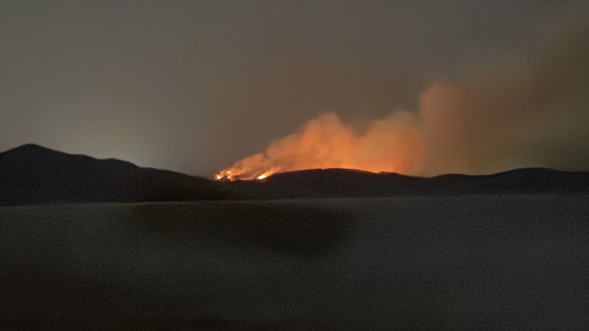 rate15574's tweet photo. #大槌町山林火災　#山火事

燃えてる https://t.co/6HR9edp2Sd