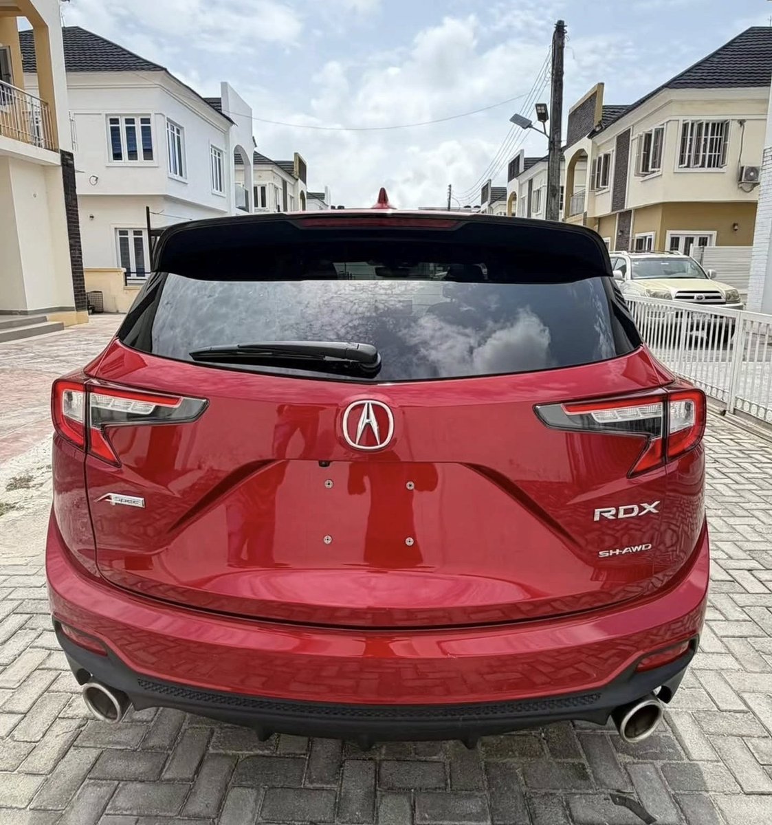 BokimaCyrilAuto's tweet image. Foreign Used 2020, Acura RDX SH-AWD A-Spec SUV, Equipped With 2.0L 4-Plugs AWD 10-Speed.. (40000Miles) Price: ₦DM

For Payment &amp;amp; Delivery 
Kindly Contact: Cyril 
@BokimaCyrilAuto
☎️ +2349166624247
📩 bcal.lagos@gmail.com

instagram.com/p/DXGLHF6iMUS/…

#bokimacyrilautosltd #bcal_lagos