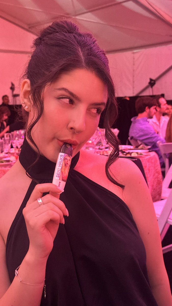 Demi Hawks 🪽 tweet media