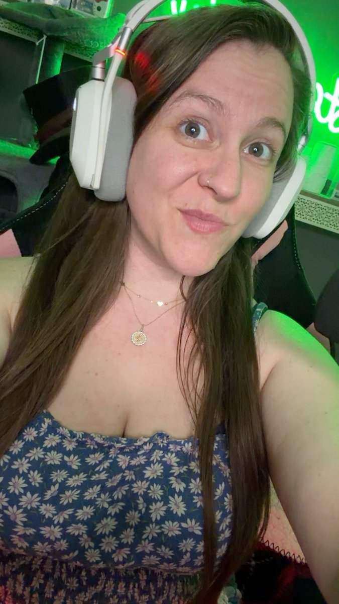 TwistedBootyttv tweet media