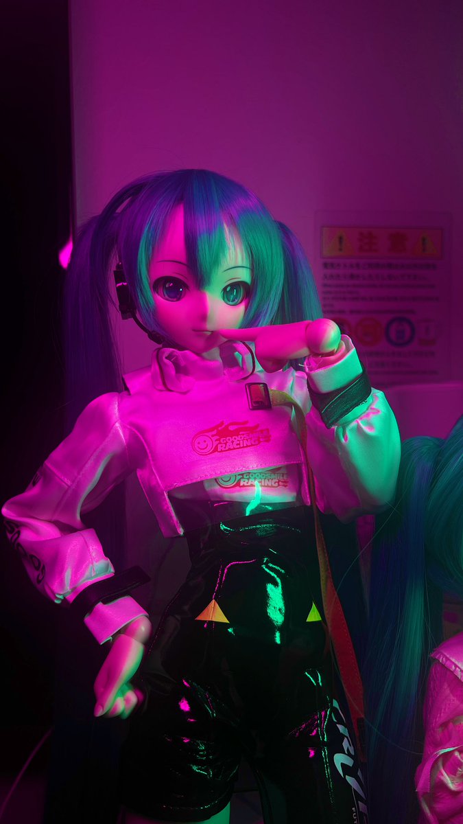 shira_jun tweet media