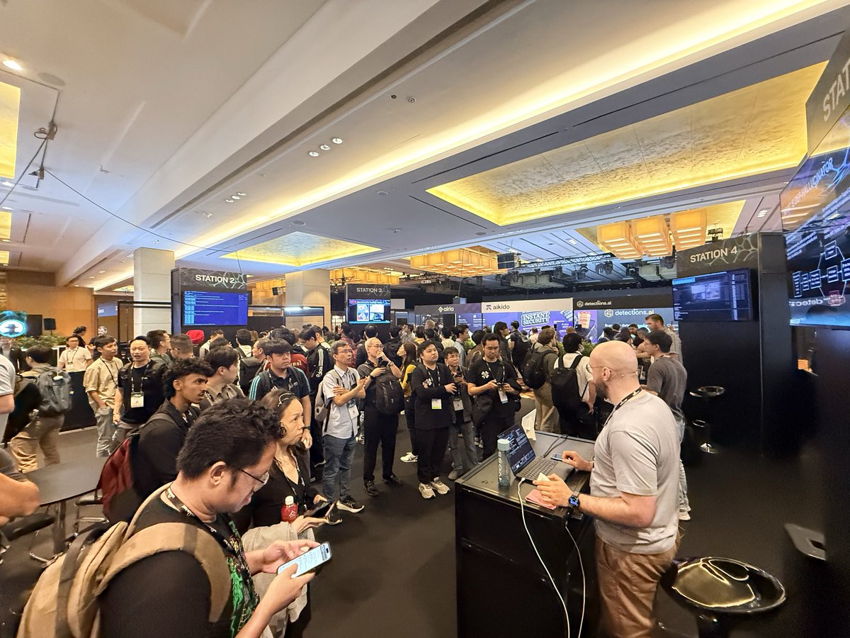 LeCerveau tweet media