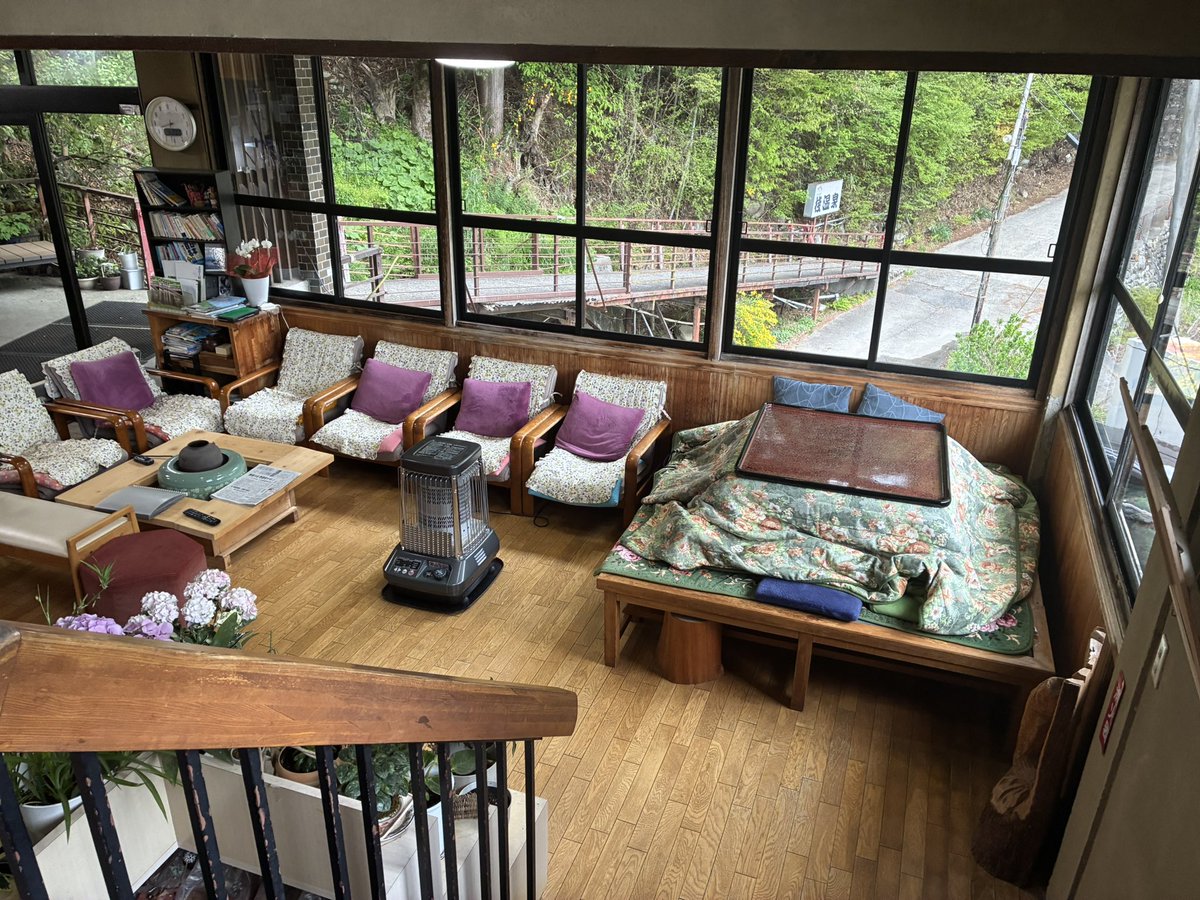 きゅりきゅり tweet media