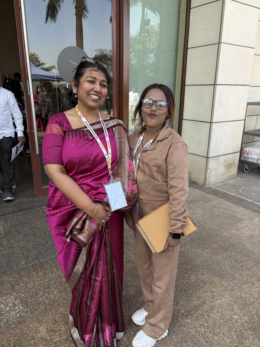 BiharParent's tweet photo. Ministry of health and family welfare. 
miss vinita shrivastava mam https://t.co/CvWzPMAzH5