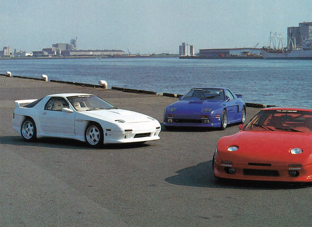 FoglightLover tweet media