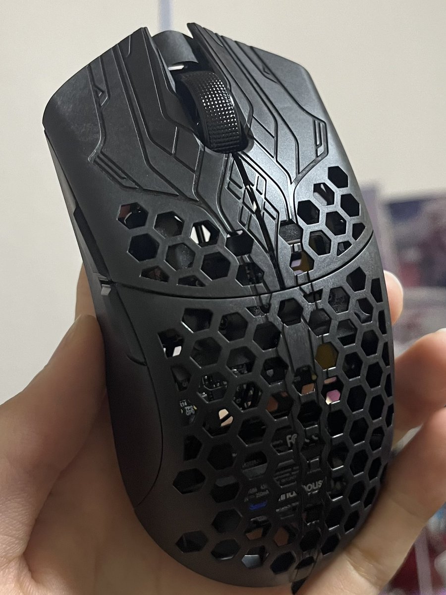 マカロン♂ tweet media