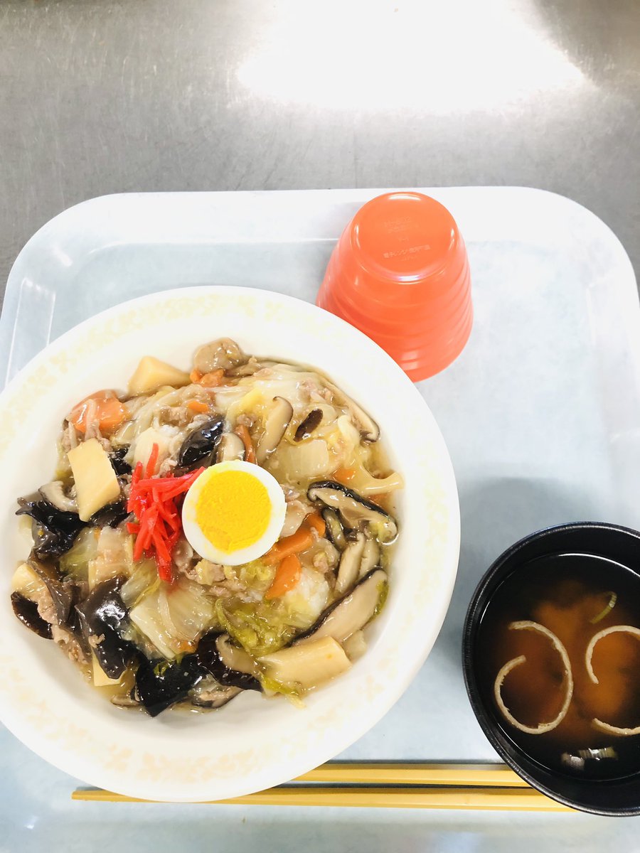 本日のおすすめメニュー
豚生姜焼き定食・丼
中華飯・バリそば
五目ラーメン
五目うどん
ノルウェーサーモン丼✨