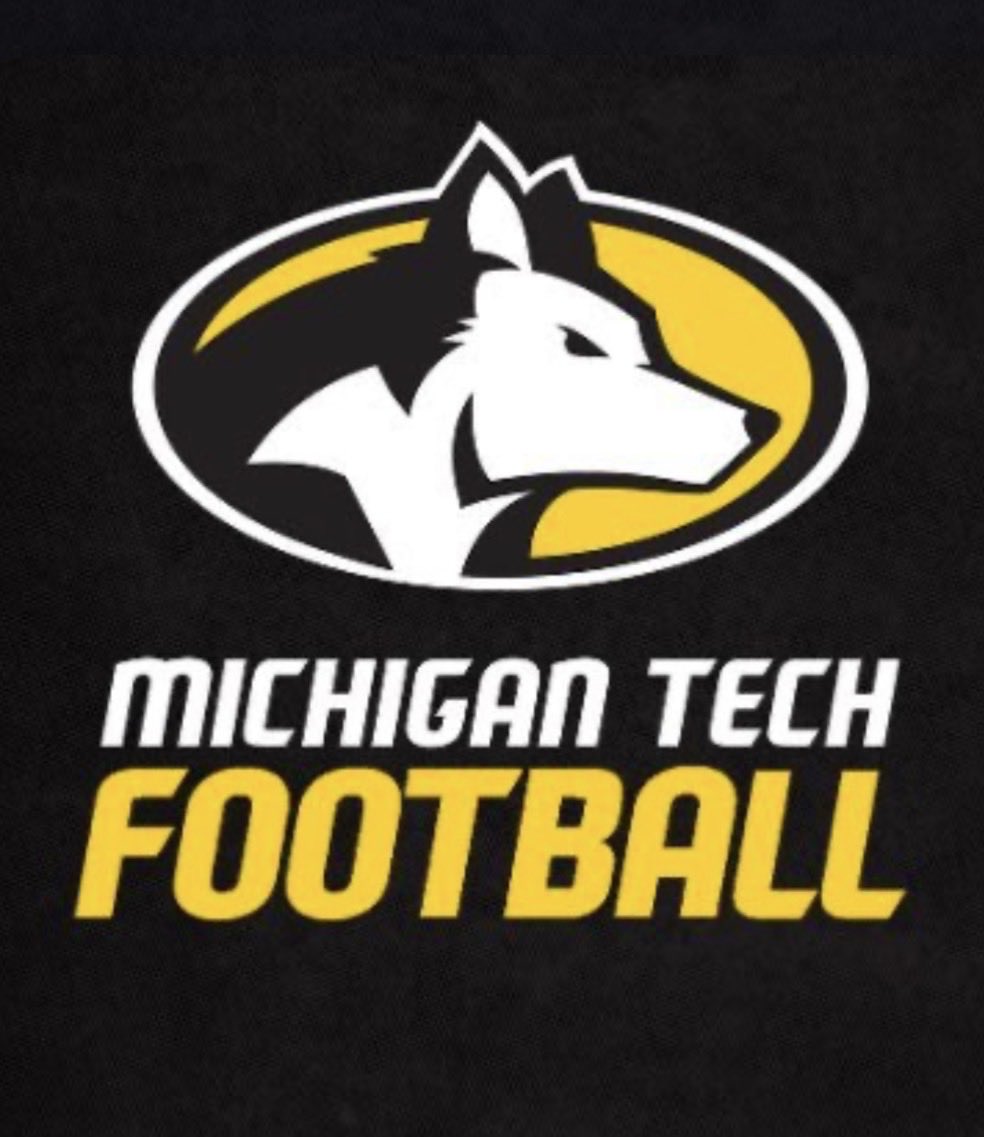 rugerzeeman's tweet photo. Thank you @J_Daniels74 for coming in to CHS today. Had a great talk and learned a lot.
@MTUFB @CoachThomas90 @MichFBFrenzy https://t.co/tx1QslrcXR