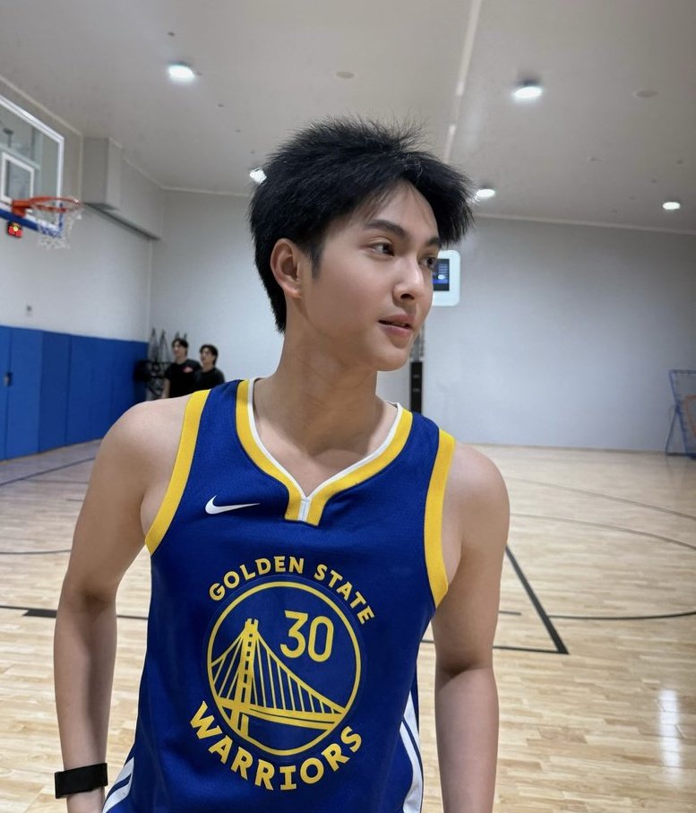 PP😻เหมวเป้อม๋าเด้น tweet media