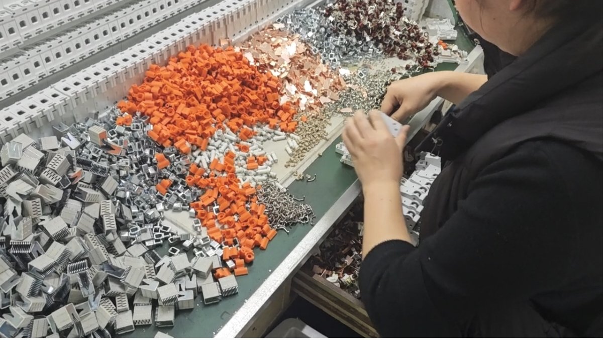 jinxu200826's tweet image. Are you looking for a supplier? We offer factory direct sales. We hold various certifications (CE, CB, TUV), have stable supply, competitive prices and no delay in delivery.
#hardware #mcb #rccb #mccb #rcbo #CircuitBreaker #smartwire