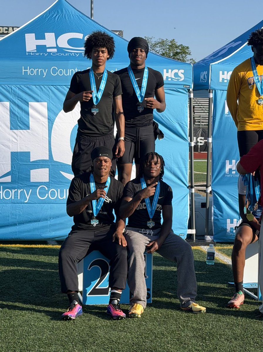 SocasteeHS's tweet image. Socastee Hosts the HCS Track Meet at Braves Stadium socasteebraves.com/News/114079 
#GoldBlooded #Finish