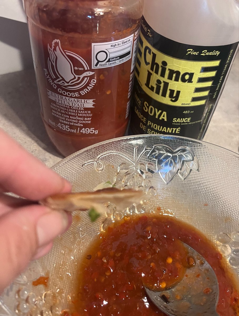 Fʉͫcͧкͭιͪηͣ Holli Would tweet media