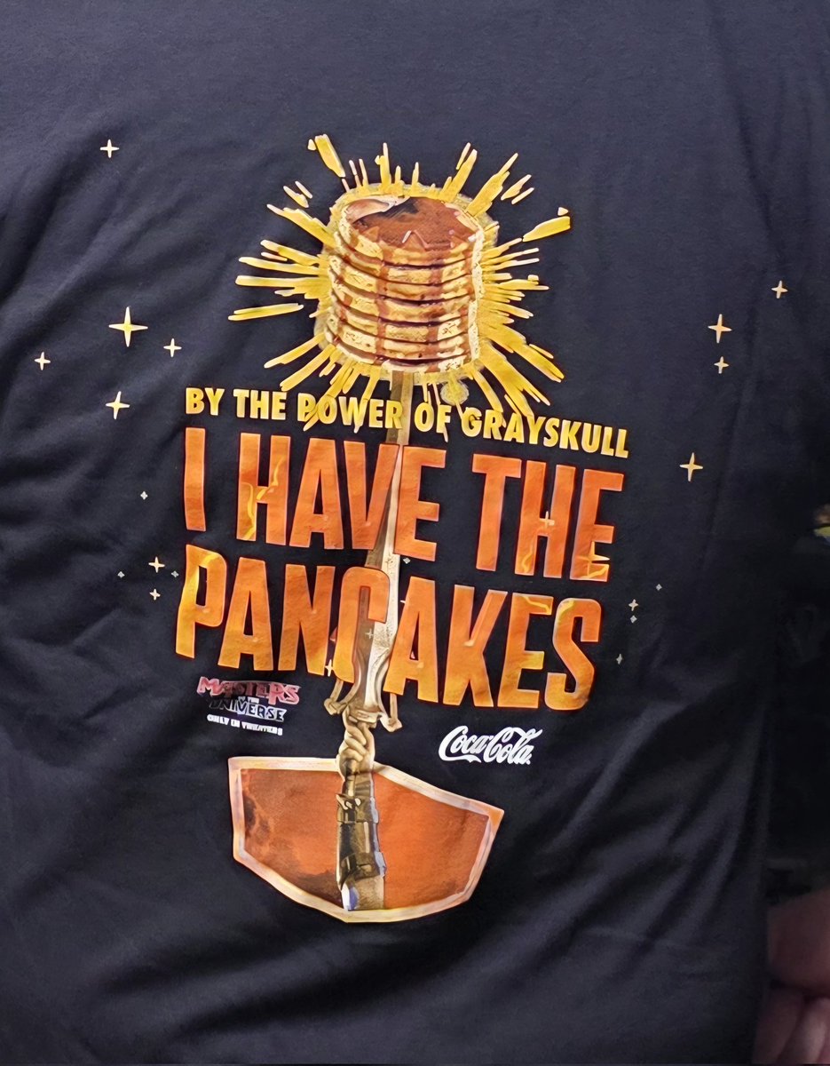 Redpyramid9's tweet image. When you stop by @DennysDiner for more of their Masters of the Universe menu items and the coolest waitress hooks you up with one of their staff shirts!!!

#hemanandthemastersoftheuniverse
#heman #MastersOfTheUniverse #IHaveThePancakes 

@MastersOfficial @mastersmovie