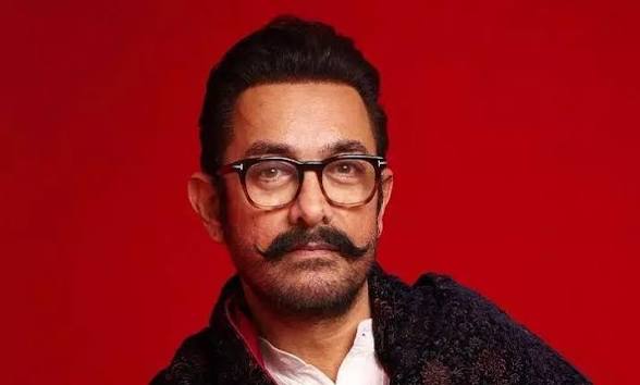 AlwaysBollywood's tweet image. #ImranKhan joins the cast of #AamirKhan &amp;amp; #ShraddhaKapoor starrer movie on Ashneer Grover’s biopic 🚨

A biopic on Ashneer Grover is currently in its initial casting phase. While names like Aamir Khan and Shraddha Kapoor have been doing the rounds, buzz suggests that Imran Khan
