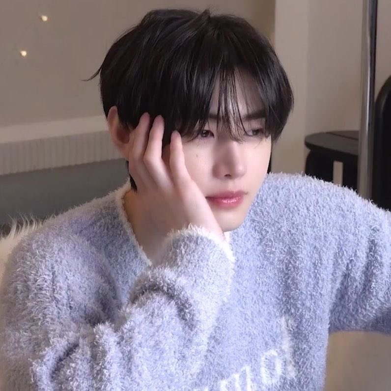 ✮ ⋆ ˚｡𖦹 ⋆｡°✩ tweet media