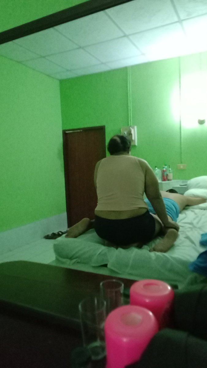 รับนวดแผนไท คลายเส้น นวดน้ำมัน นวดเฉพาะจุดออกคู่ tweet media