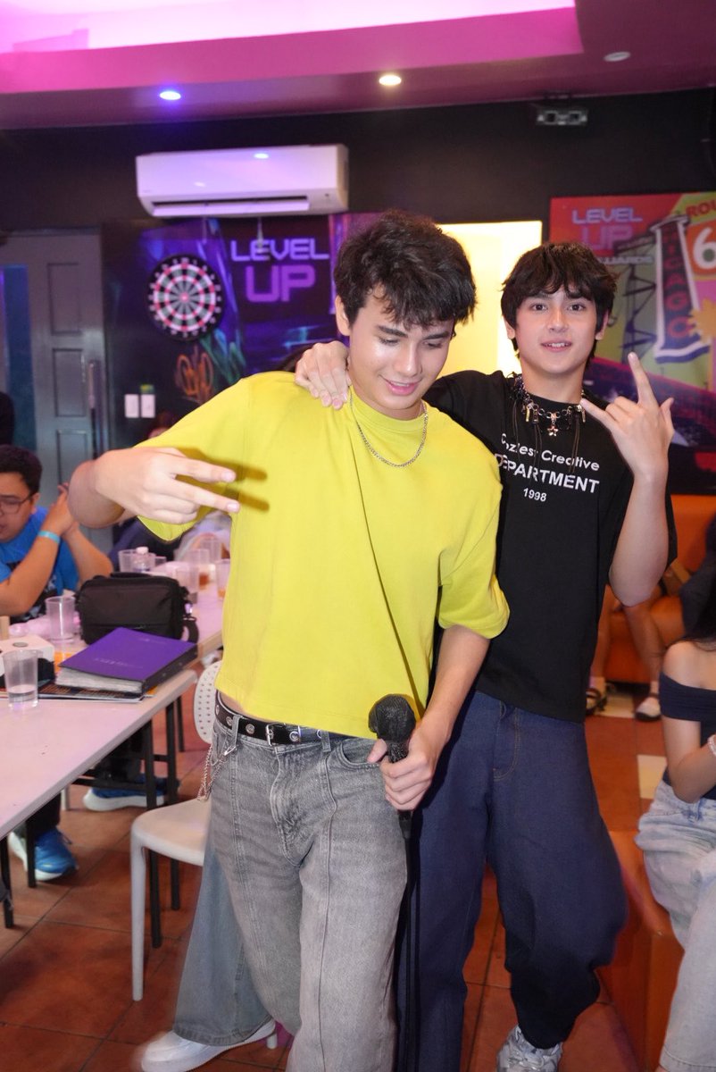 HeathWaversOFC's tweet photo. Heath and Geo 💙

Thank you for always being there for your best friend through every moment both the quiet ones and the ones that matter the most.

We’re also rooting for you, Geo. Always. 💙

To more kulitan moments, you two! 🥹🤏🏼

#HeathJornales #HeathWave https://t.co/Vq2H9Ako0J