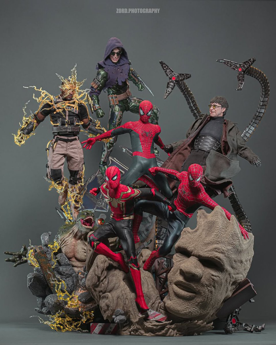 HotToysFans's tweet image. “Gotta cure all of them. Right? That’s what we do.”

📸: @zord.photography (IG)

#HotToys #Marvel