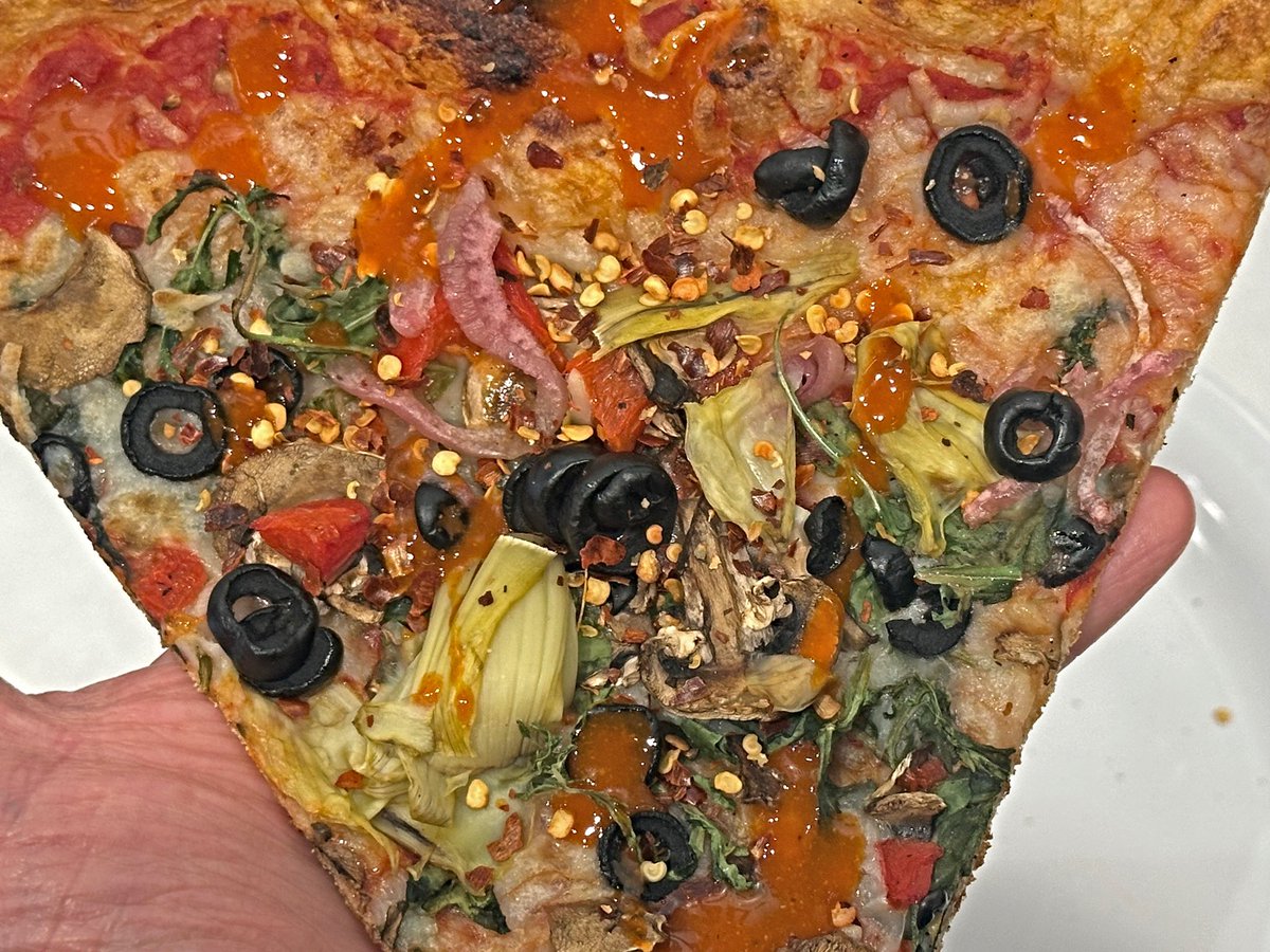 Robotvirgin's tweet image. Vegan Antipasto Pizza at New Seasons Market, a Vegan Friendly Super Grocery Store in Beaverton, OR!

.
.
.
.
.
.
#veganantipasto #antipasto #vegan #veganfood #plantbased #veganism #plantbaseddiet #veganfortheanimals #portlandvegans #govegan #cheeze #vegancheese #pizza #veganpizza