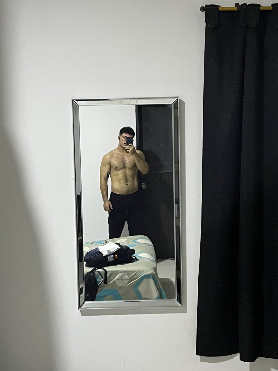 Kev_mu03's tweet photo. I’m yours tonight https://t.co/YwxETee66G