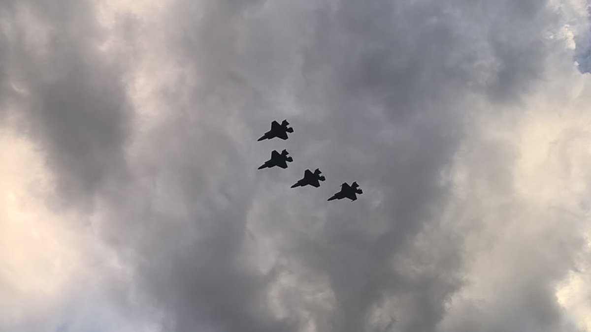 SLCScanner's tweet image. A pic of the jets that flew over #Sandy tonight. #Aviation #Military