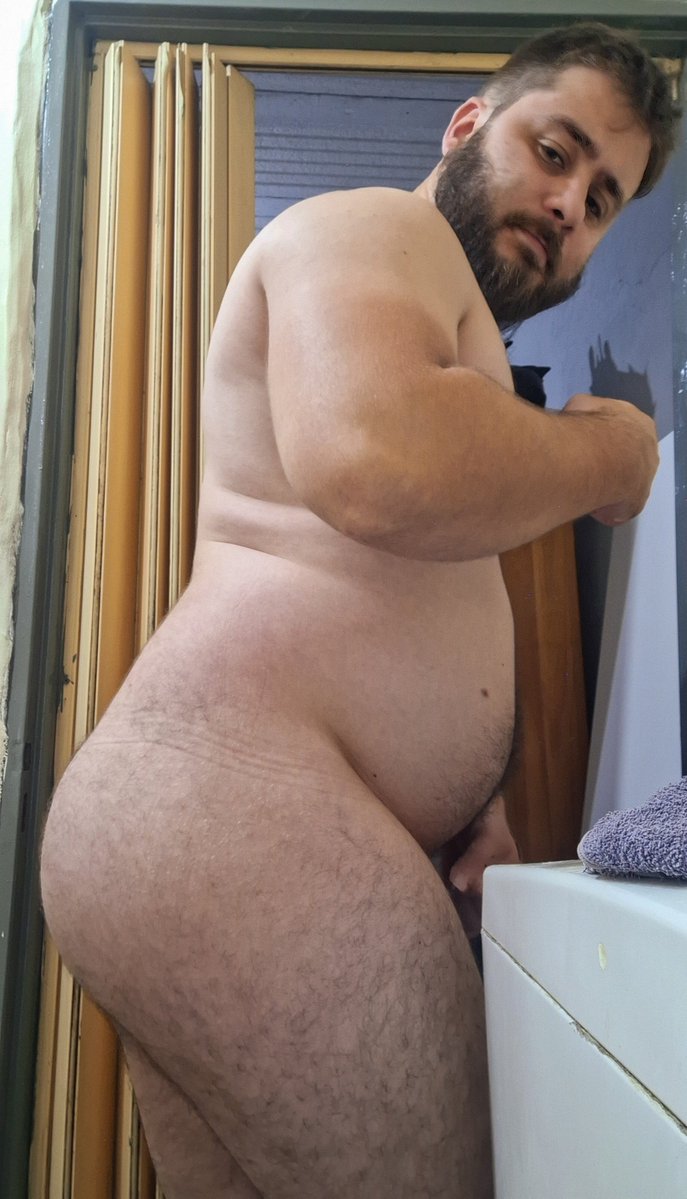 HairyCub tweet media