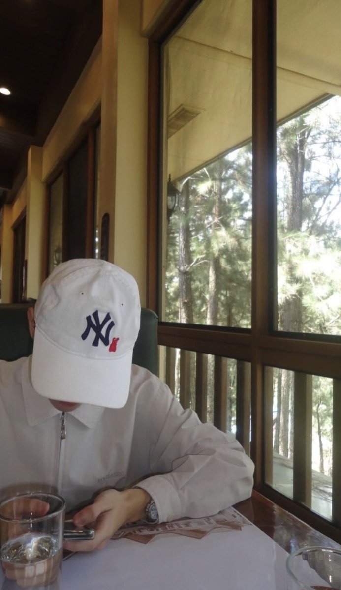 celi🐈 tweet media