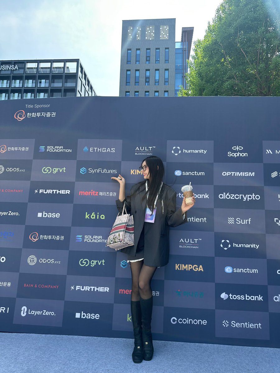 Lily🌙SynF tweet media
