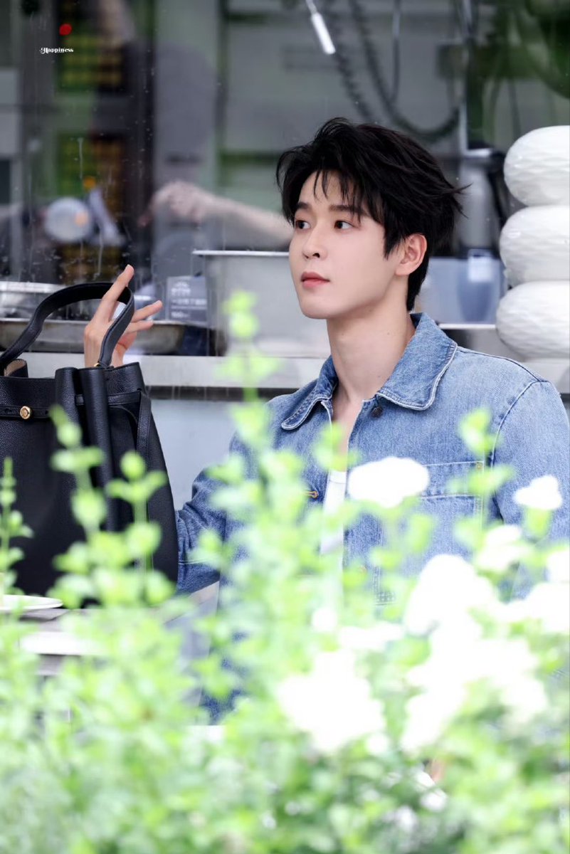 chan☁️ tweet media