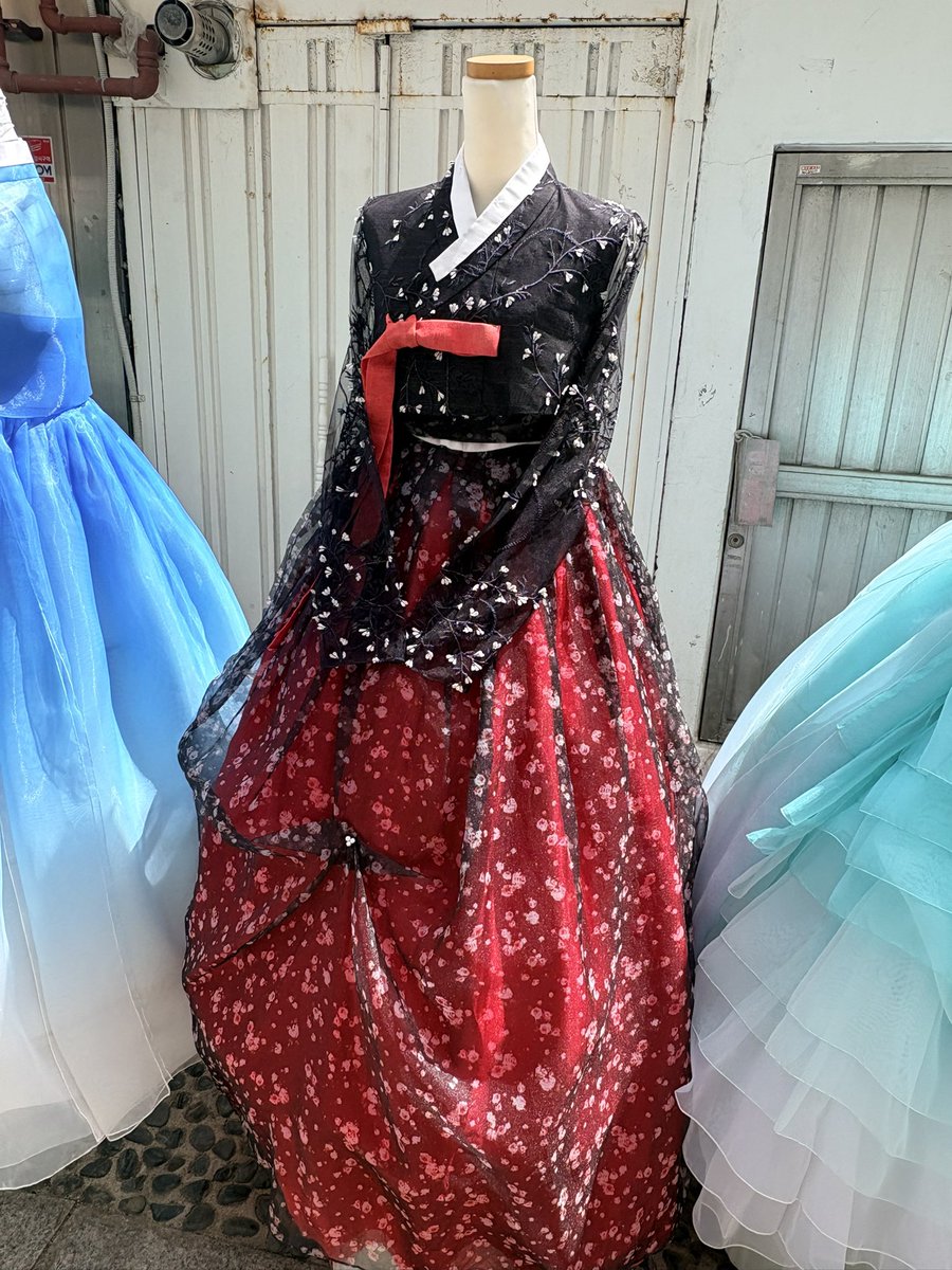 オオツカ tweet media