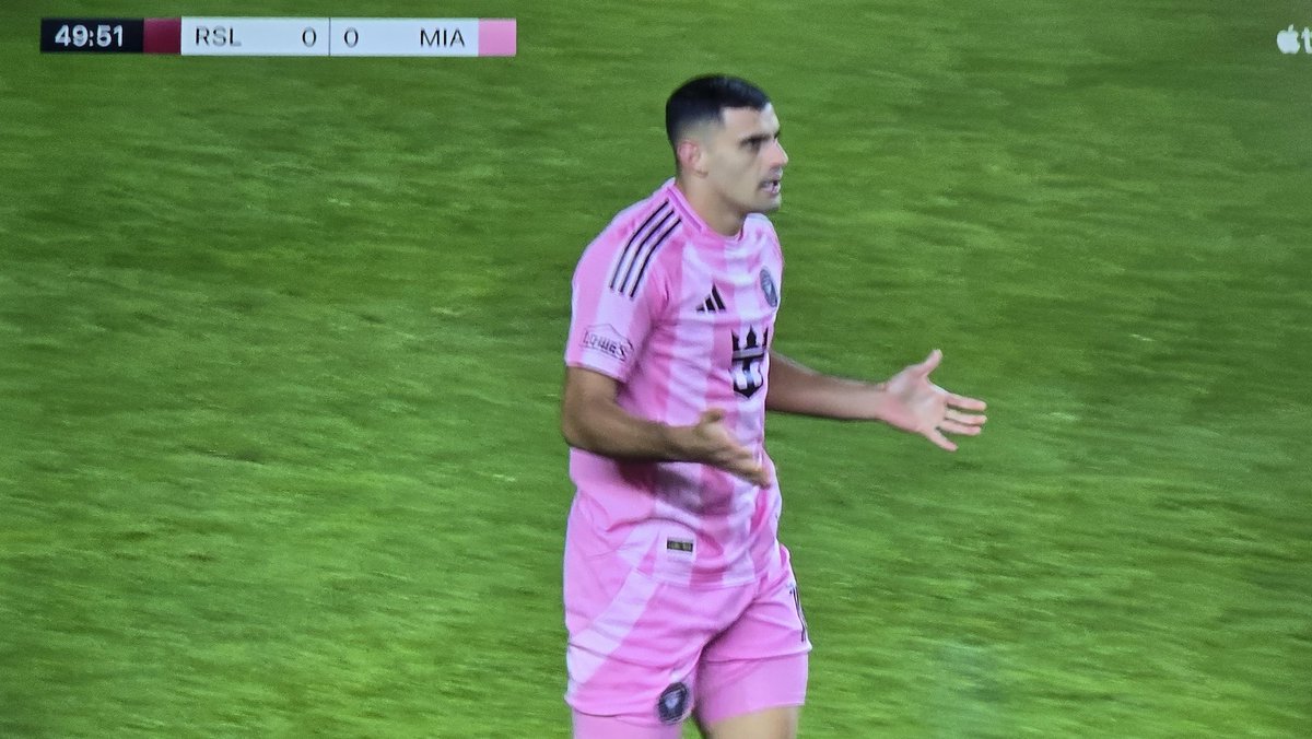 Sebas Crackbol tweet media