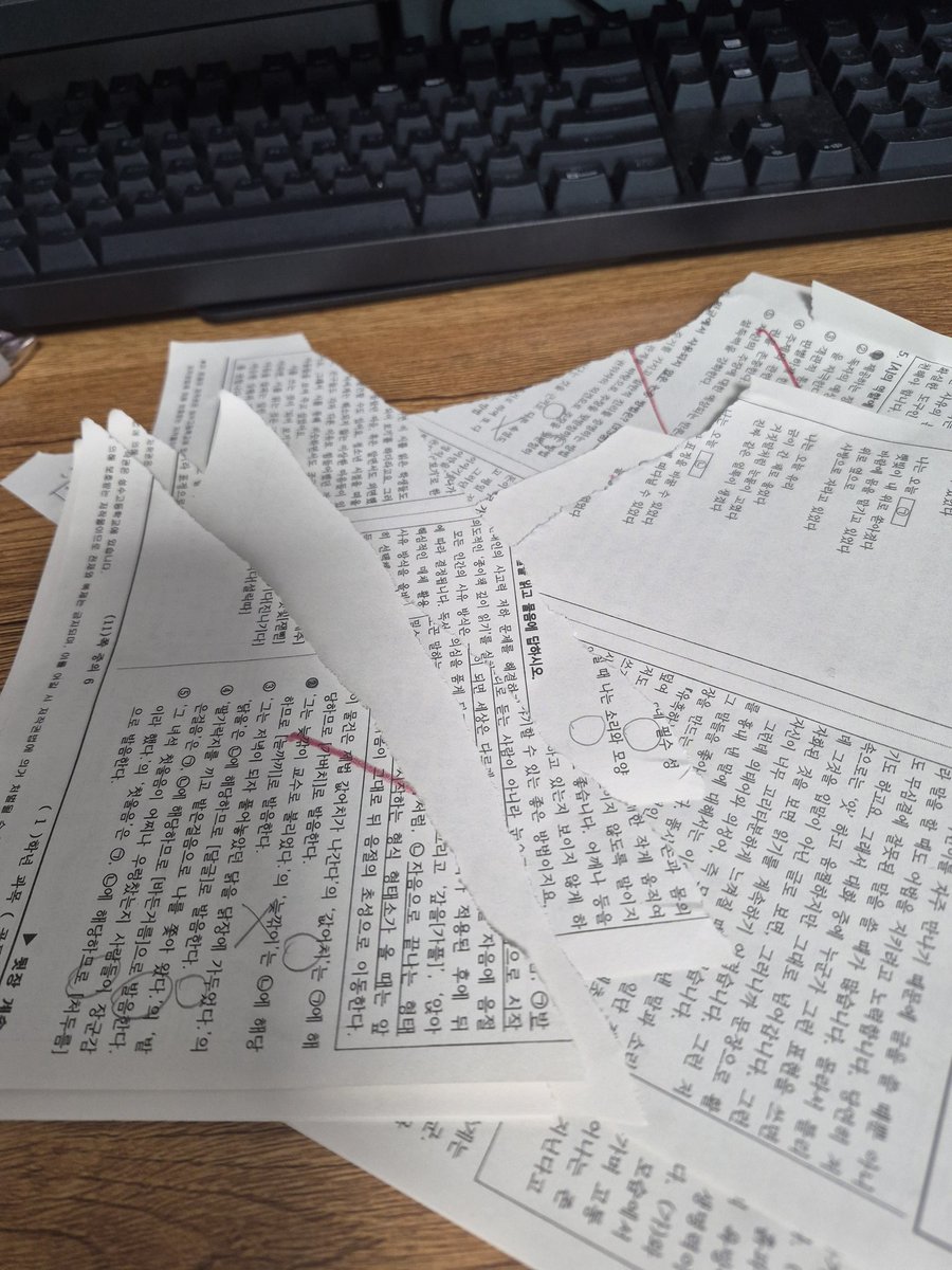 초미하코 tweet media