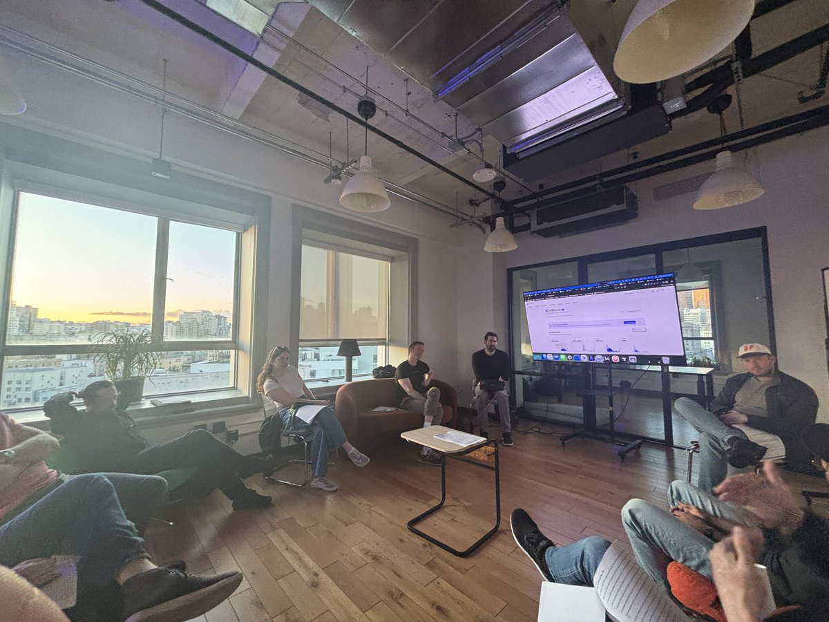 Keita: x402 tweet media