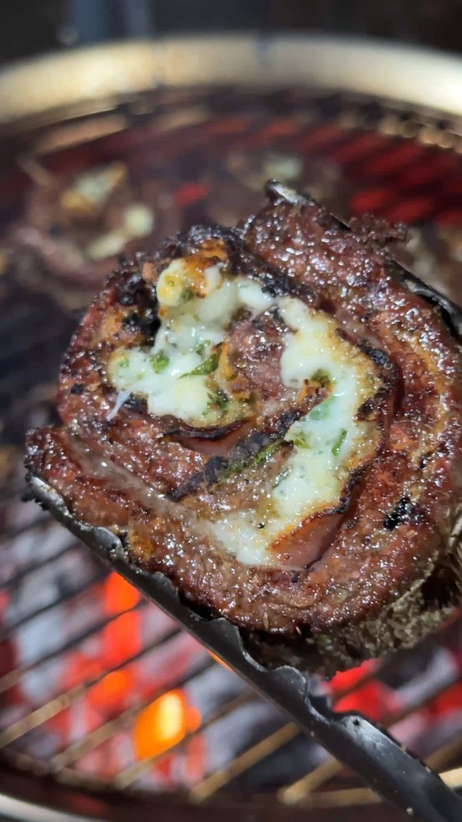 bbqfriend's tweet image. Grilled Italian Stuffed Flank Steak Pinwheels

#steak #bbq #backyardbbq #italian #bbqfriend