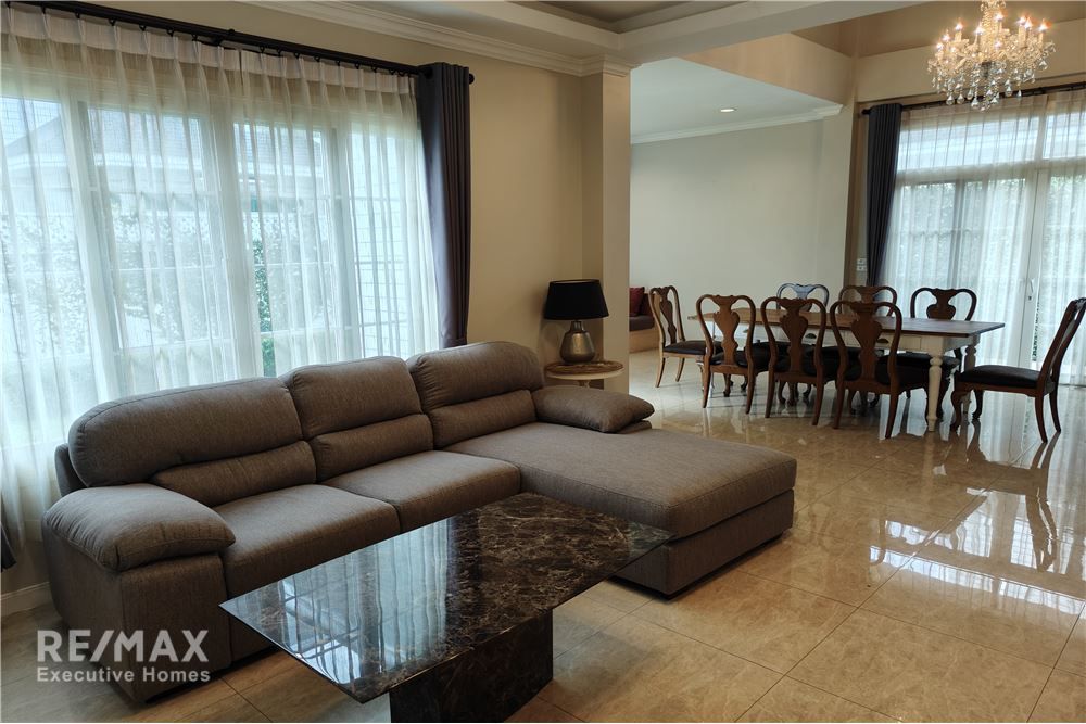 Luxury 4BR House in Bangna – Perfect for families! Fully furnished, 350 sqm, 2 parking spots, amenities galore! #Bangna #LuxuryLiving
Ref: 920071019-177 Contact: David Condie David.Remax@executive-homes.biz +66 97 258 2835 
                f.mtr.cool/vorjjfoqce
