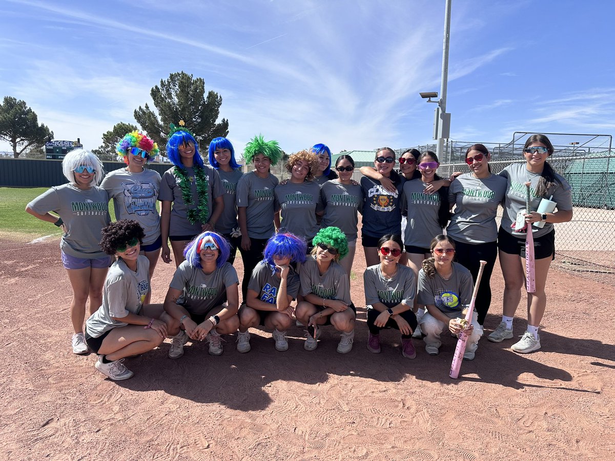Montwood Softball tweet media