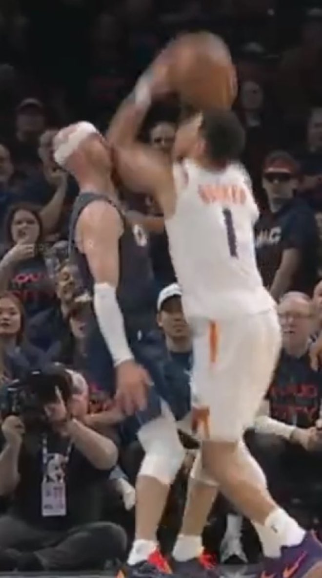 “OKC FLOPS BOOKER DIDNT TOUCH HIM”

THE PLAY: