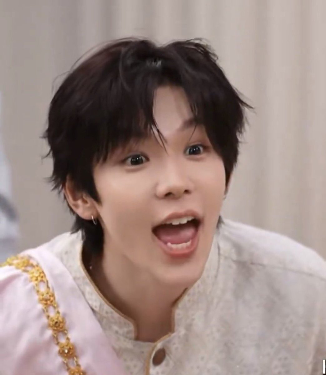 เวลาโชทาโร่ตื่นเต้น ตาไข่มุกจะโตขึ้น 2 เท่า (⁎⁍̴̛𖧉⁍̴⁎)