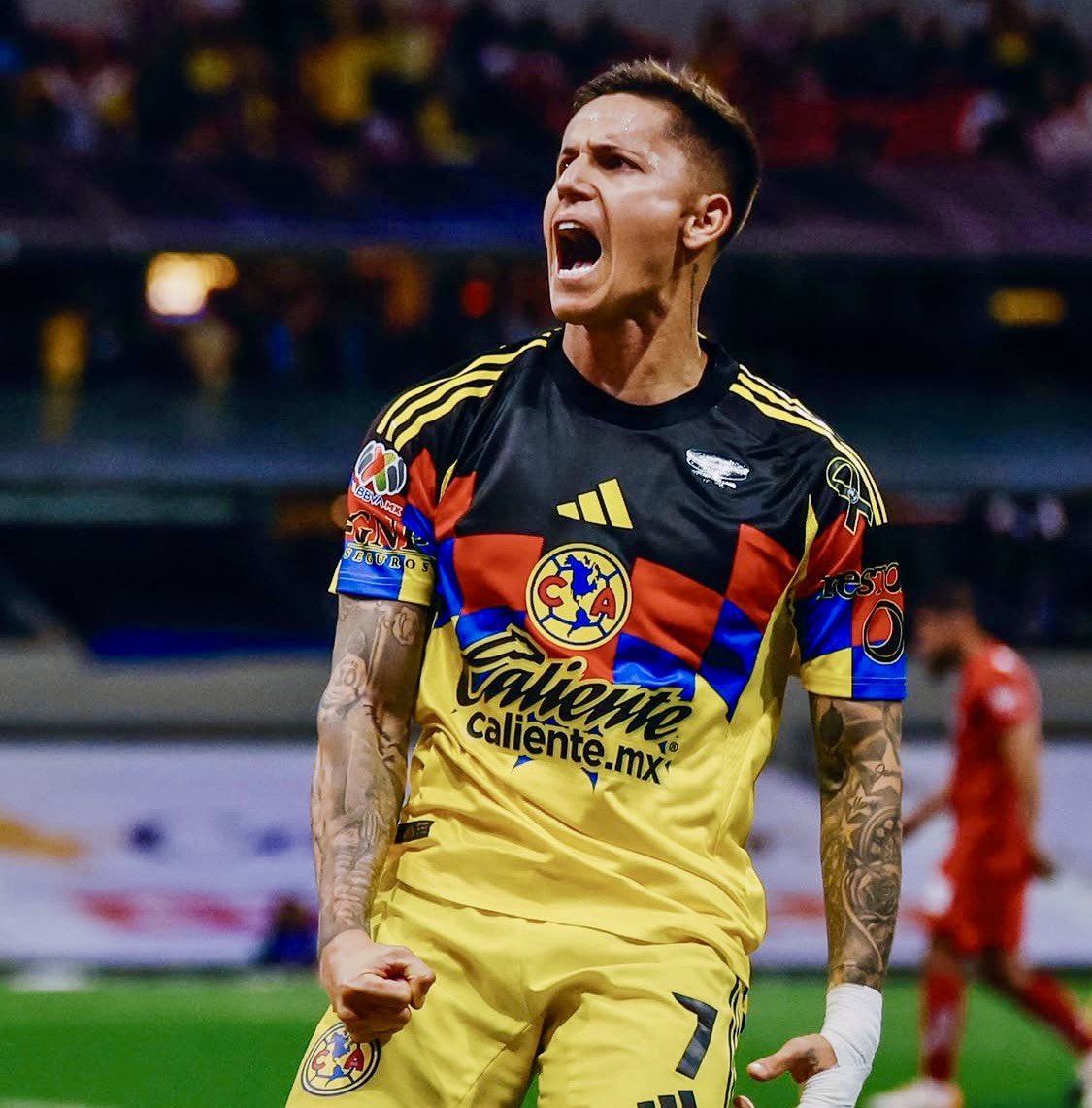 "El Jefe" Águila tweet media