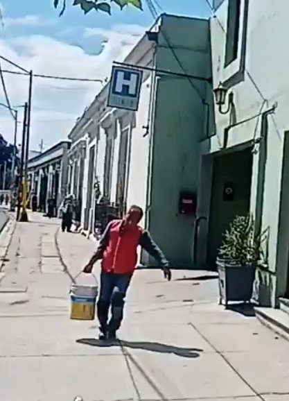 El Caballero de la Noche. tweet media