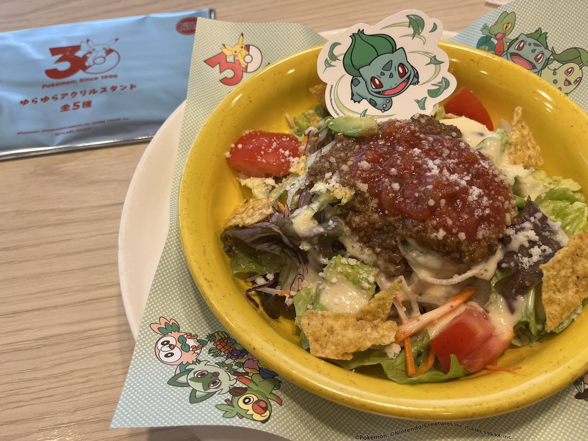 りべら tweet media