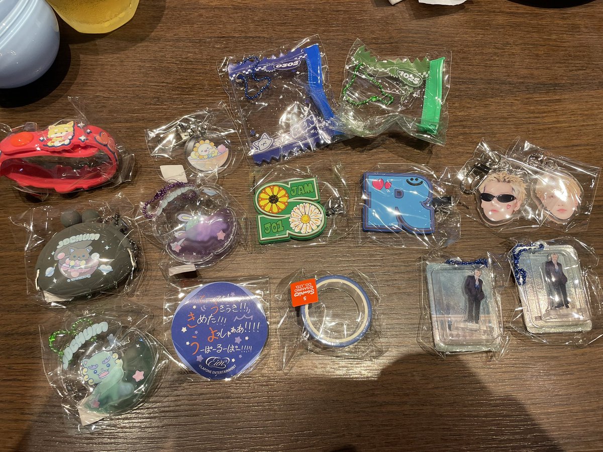 WAKA🐯🎻 tweet media