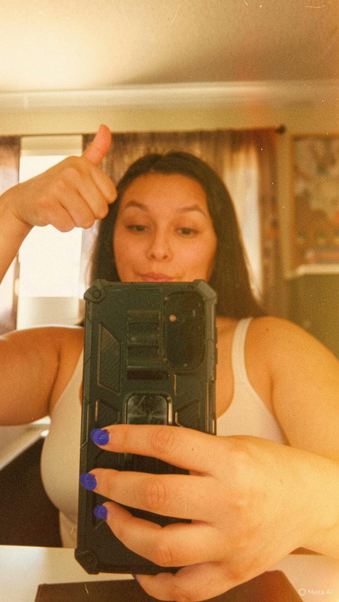 misswannadi33's tweet image. Never imagined sm followers, thx 2 every1. 
#lmfao #boredom #fyp #fresno #fakebackground