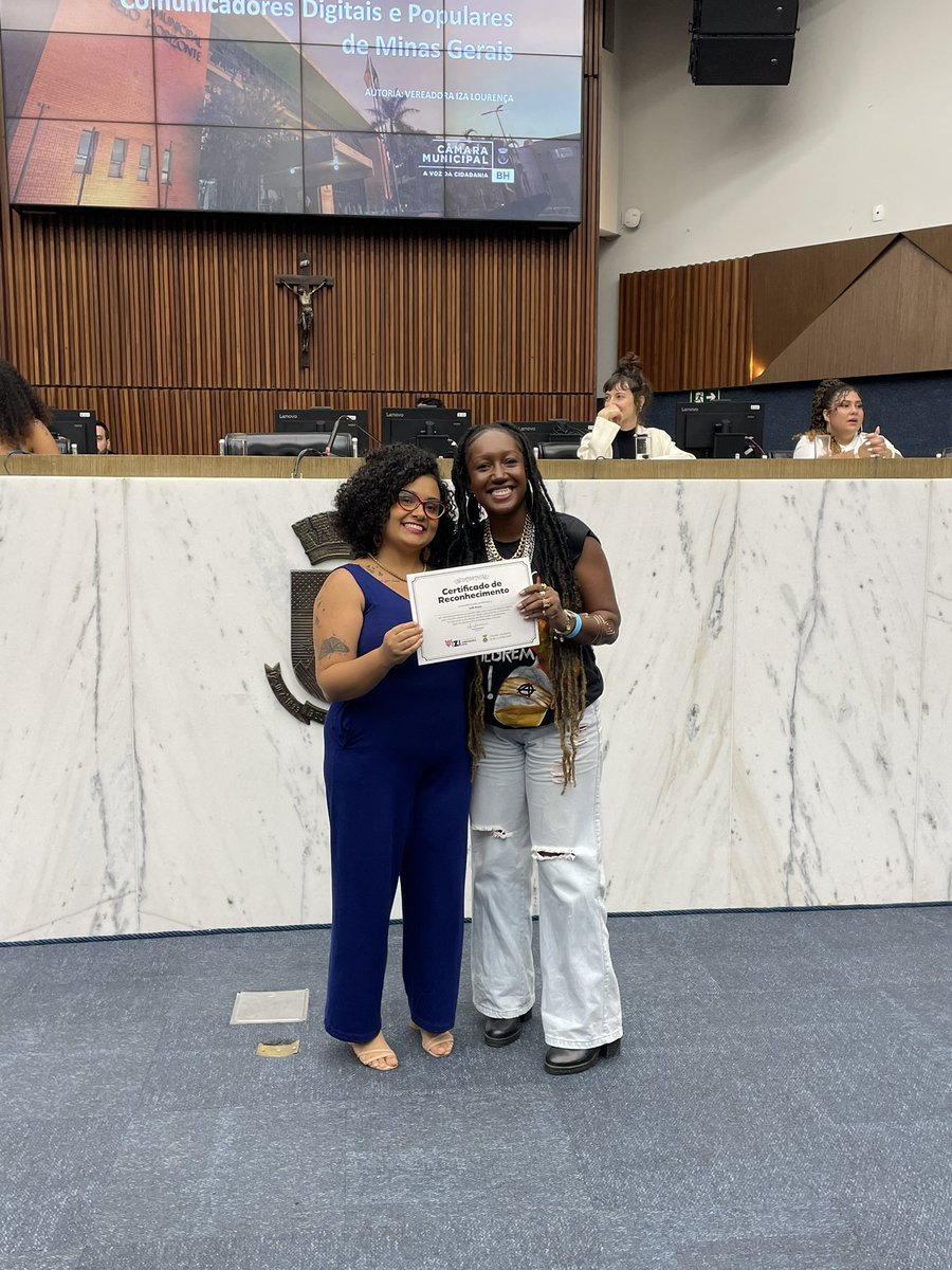 Lelê Alves. 👩🏽‍🏫📚 tweet media