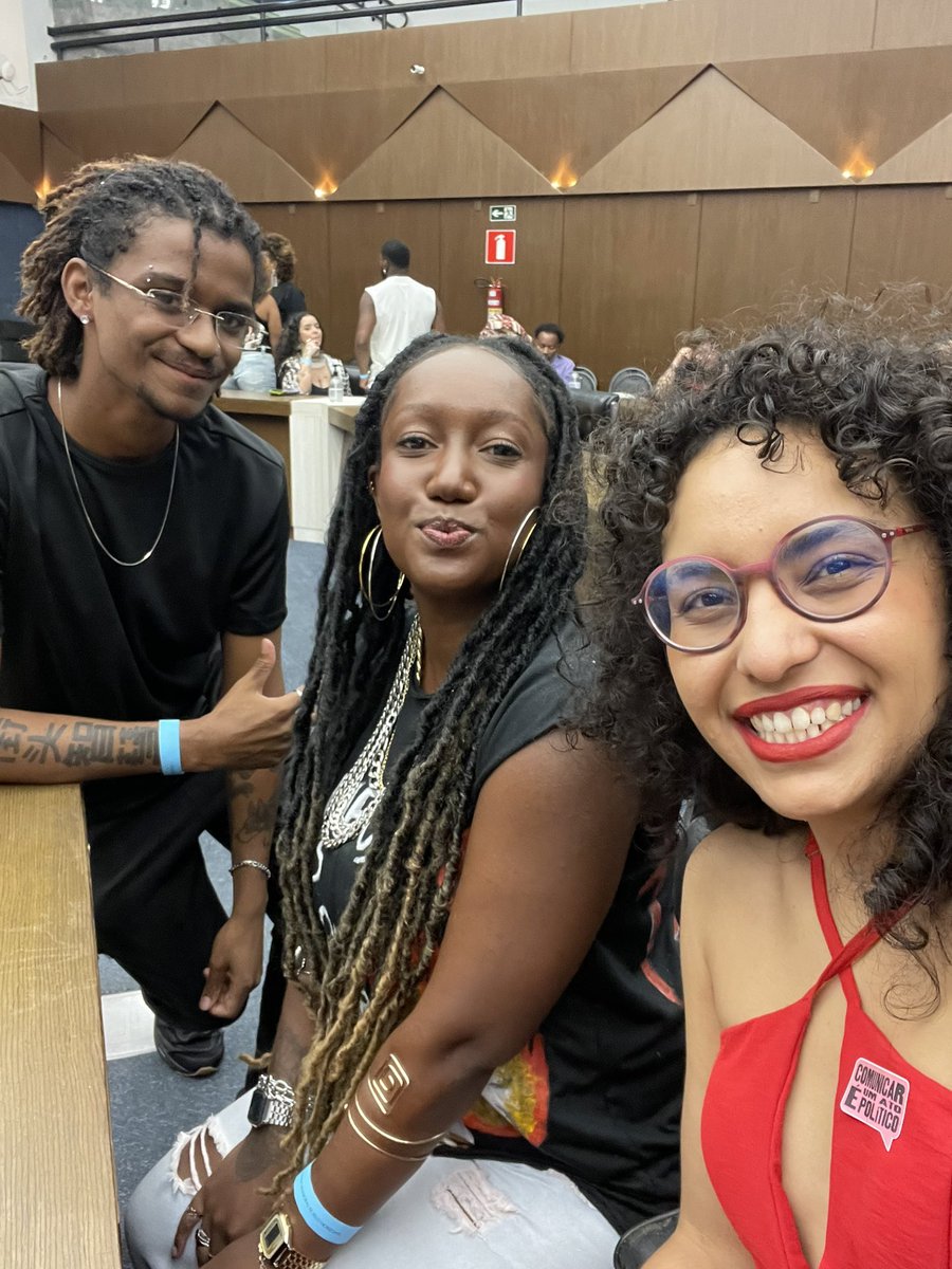 Lelê Alves. 👩🏽‍🏫📚 tweet media