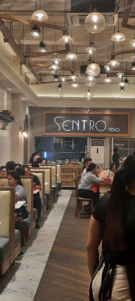 frank_savadera's tweet photo. Good food. Good company. #Sentrio https://t.co/KNNJCEtbFV